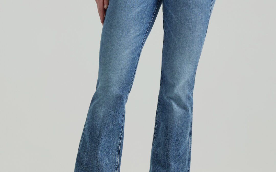 Wrangler® Retro® Women’s Bailey High Rise Trouser Jean
